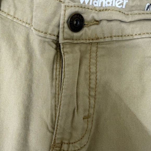 Wrangler Kids' Tan Cargo Shorts - Picture 5 of 10